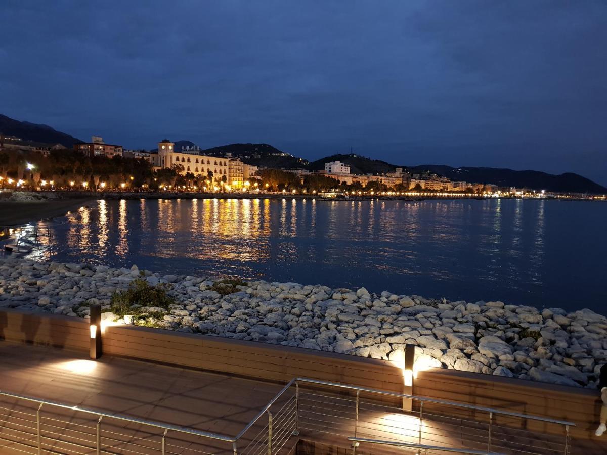 Il Rubino Holiday House サレルノ エクステリア 写真